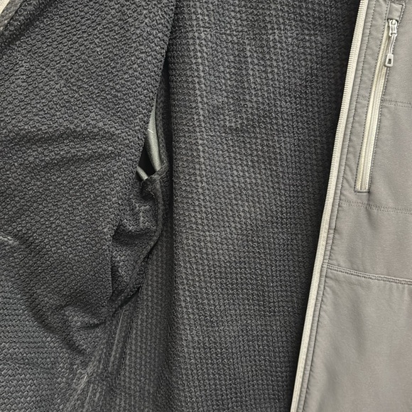 Patagonia Men’s Fitz Roy full zip performance hoody - Picture 3 of 7